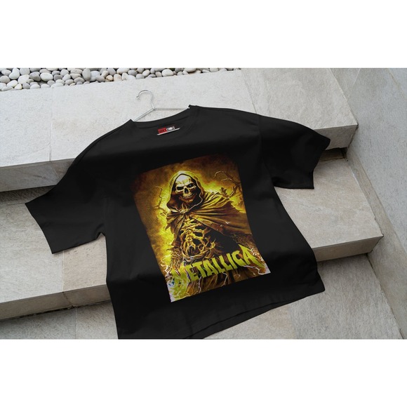 Band rock T-shirt | Vintage Metallica Band T-Shirt | 90s Heavy Metal Graphic Tee - Picture 5 of 10